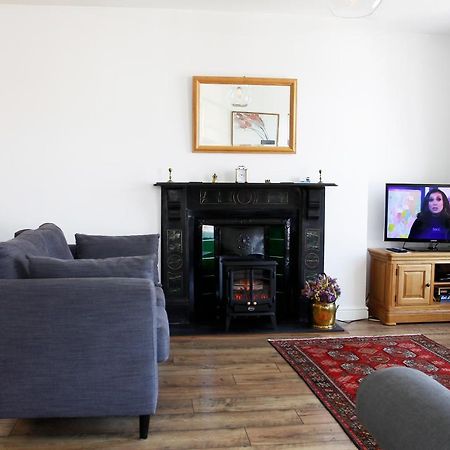 2 Yr Hen Fanc Daire Aberaeron Dış mekan fotoğraf