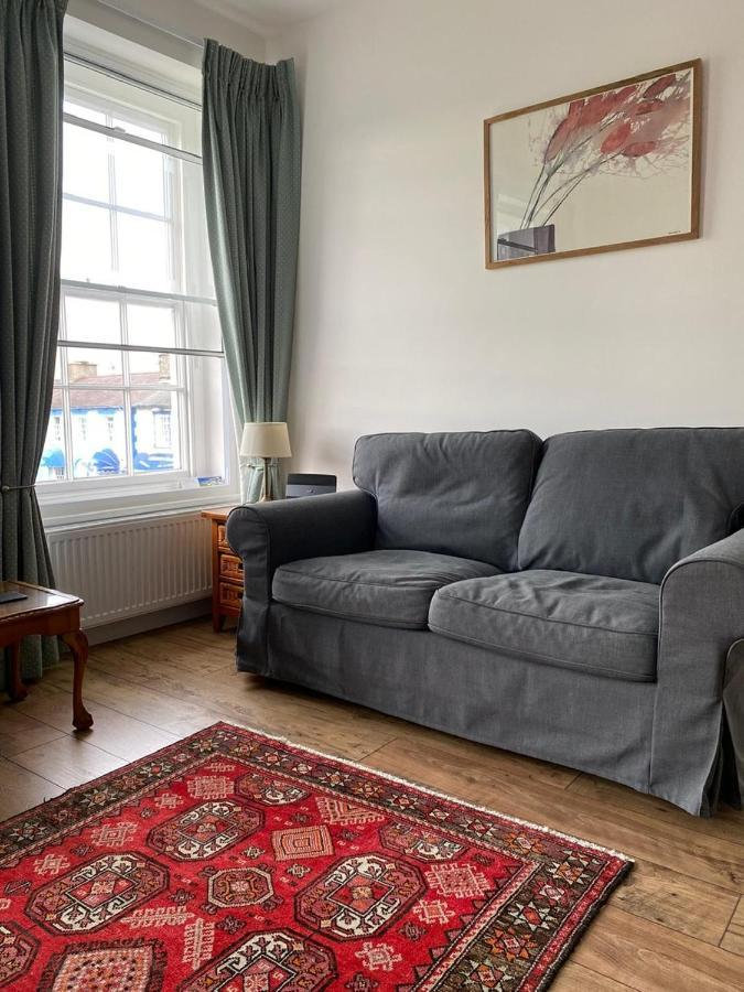 2 Yr Hen Fanc Daire Aberaeron Dış mekan fotoğraf